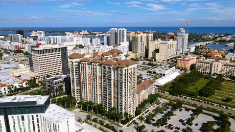 Condominium in West Palm Beach FL 550 Okeechobee Boulevard.jpg