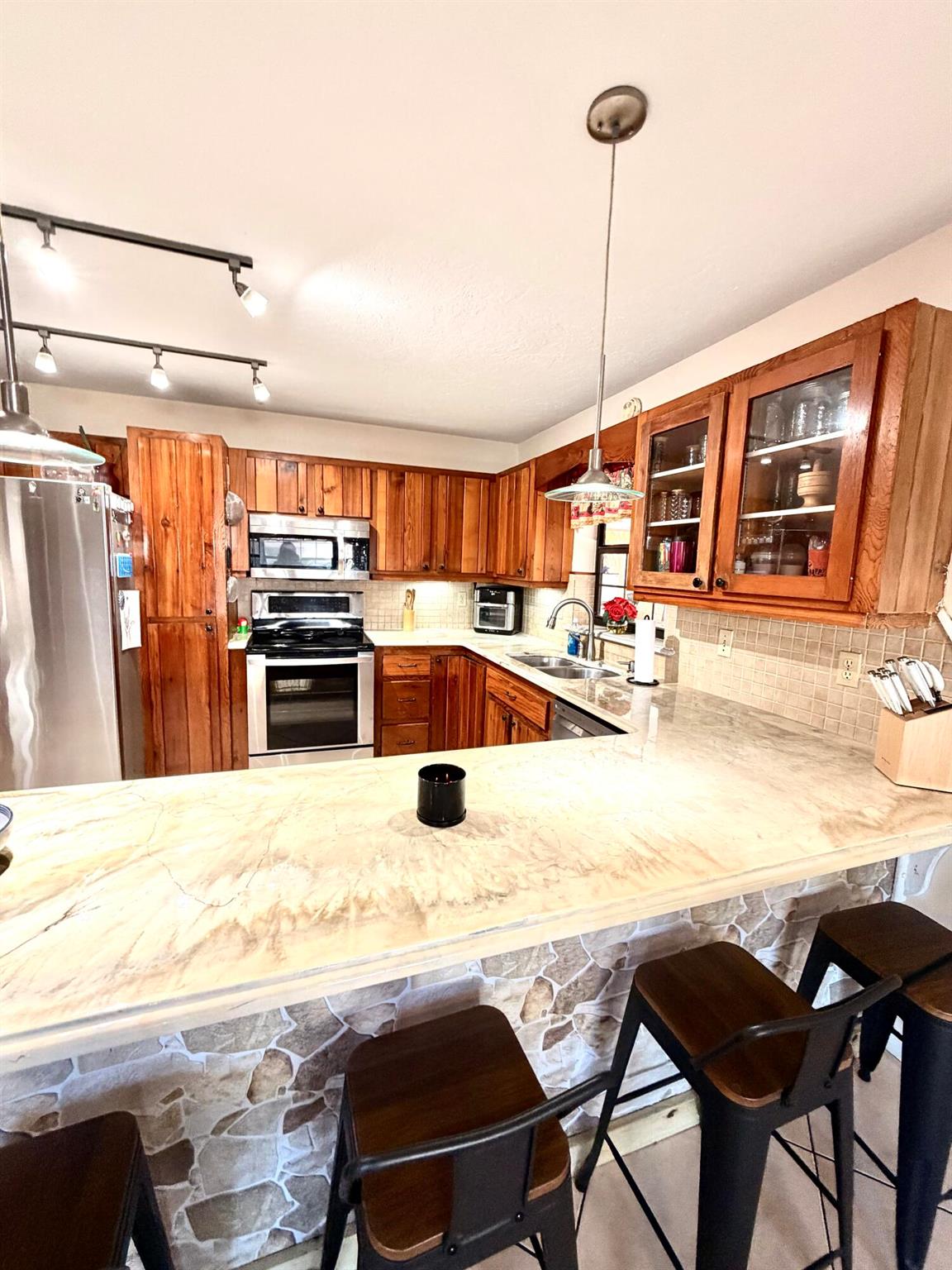 BET-HER ACRES - Residential