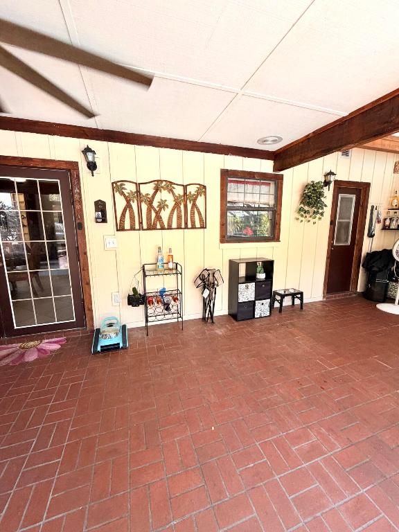 BET-HER ACRES - Residential