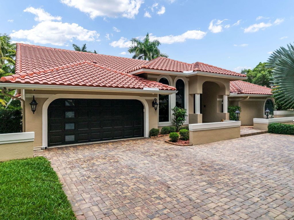 Photo of 10810 Santa Rosa Drive, Boca Raton, FL 33498 (MLS # B26028743)