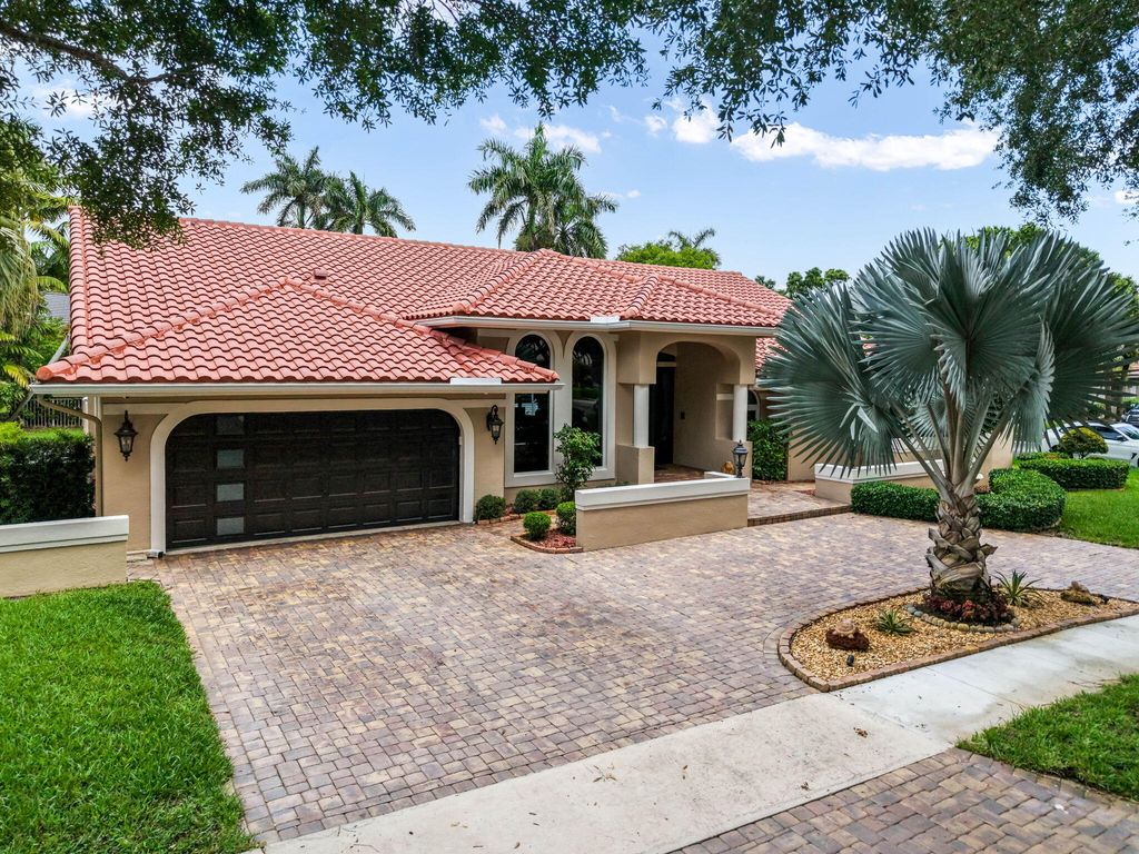 Photo of 10810 Santa Rosa Drive, Boca Raton, FL 33498 (MLS # B26028743)