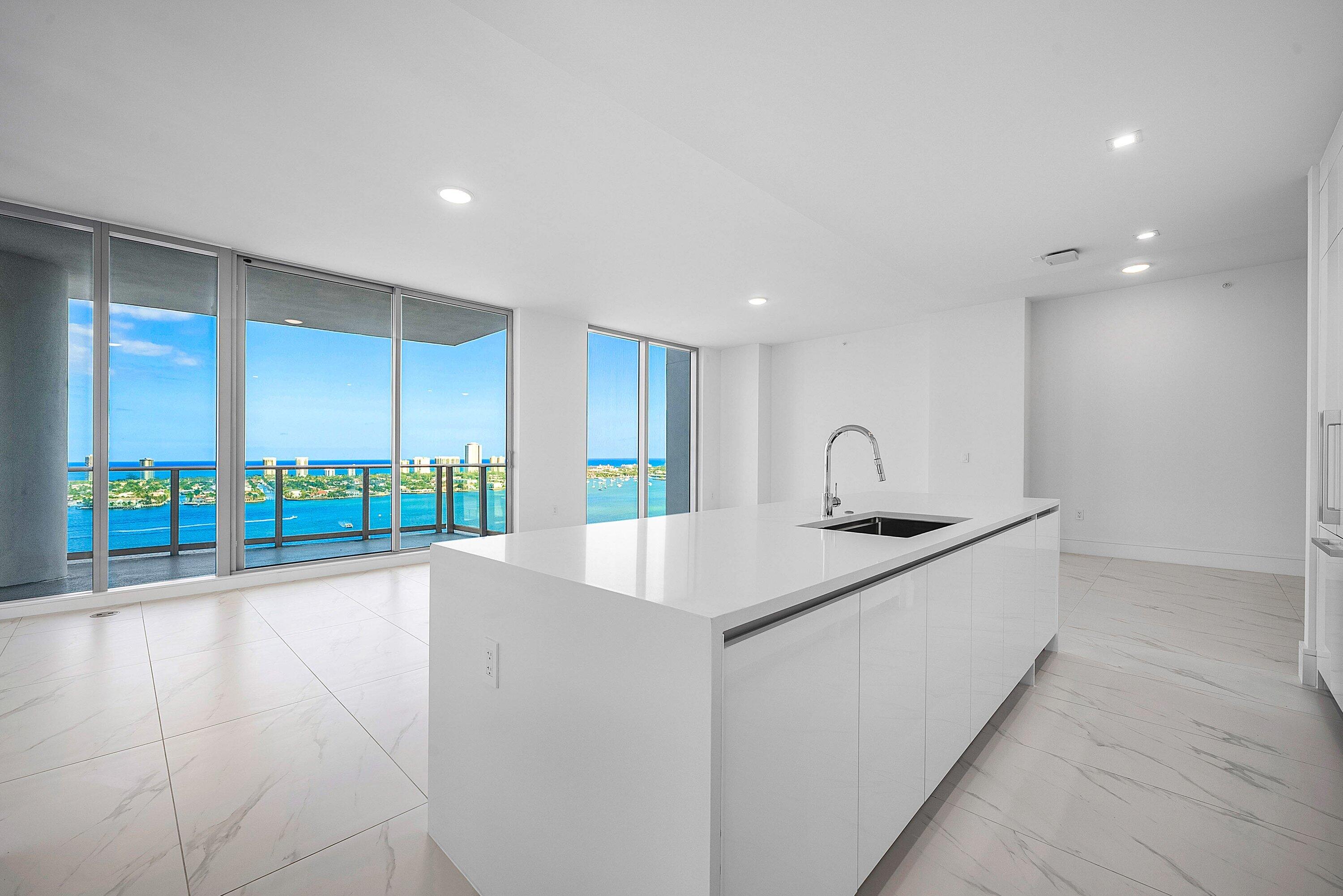 Nautilus 220 Condominium - Residential