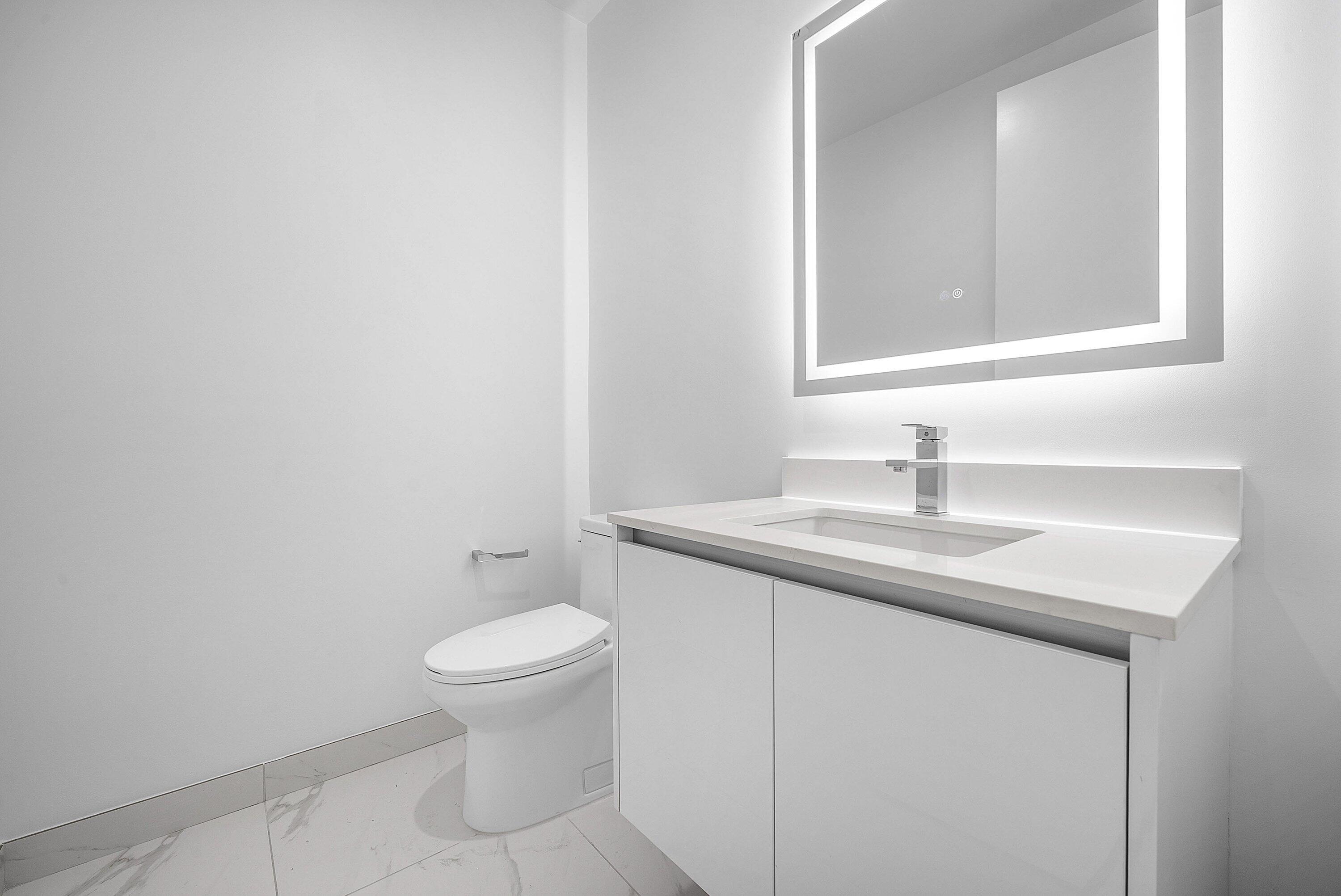 Nautilus 220 Condominium - Residential