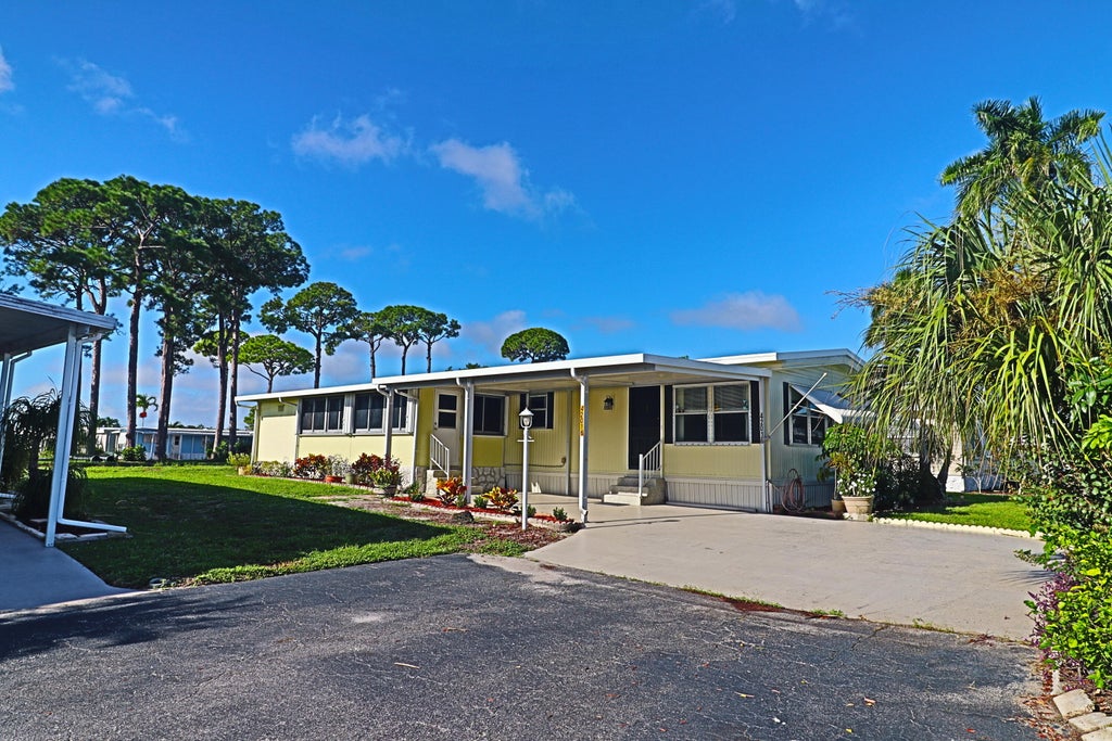 Photo of 42016 Jima Bay, Boynton Beach, FL 33436 (MLS # B26081130)