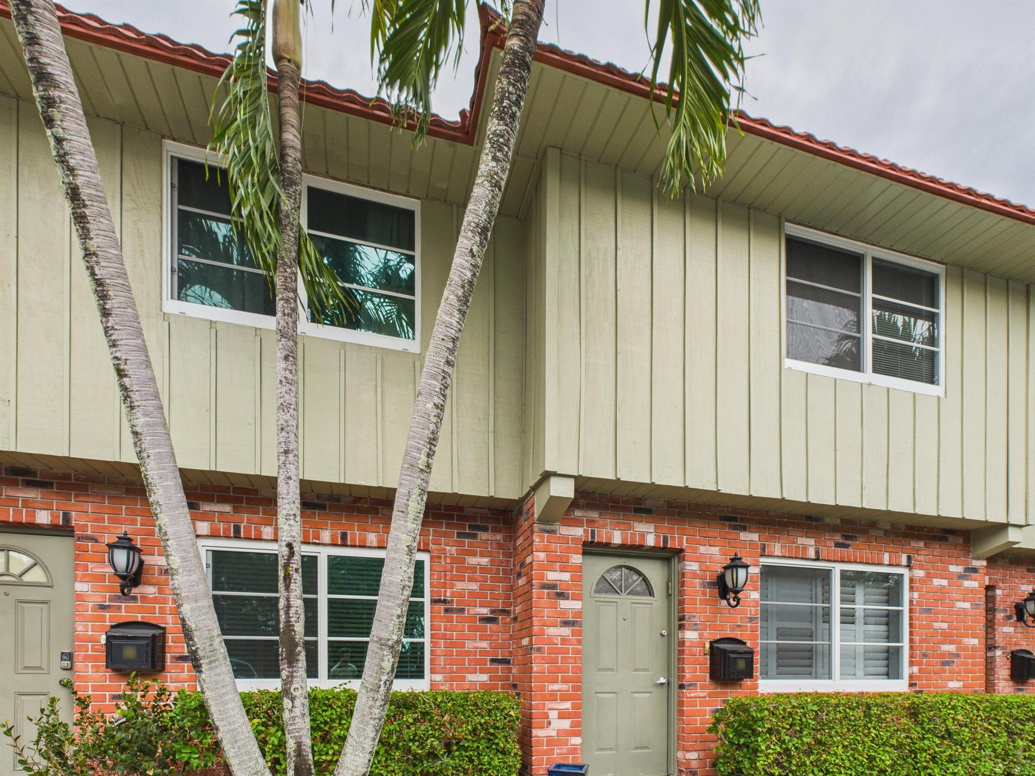 59 NE 20th Court 4h