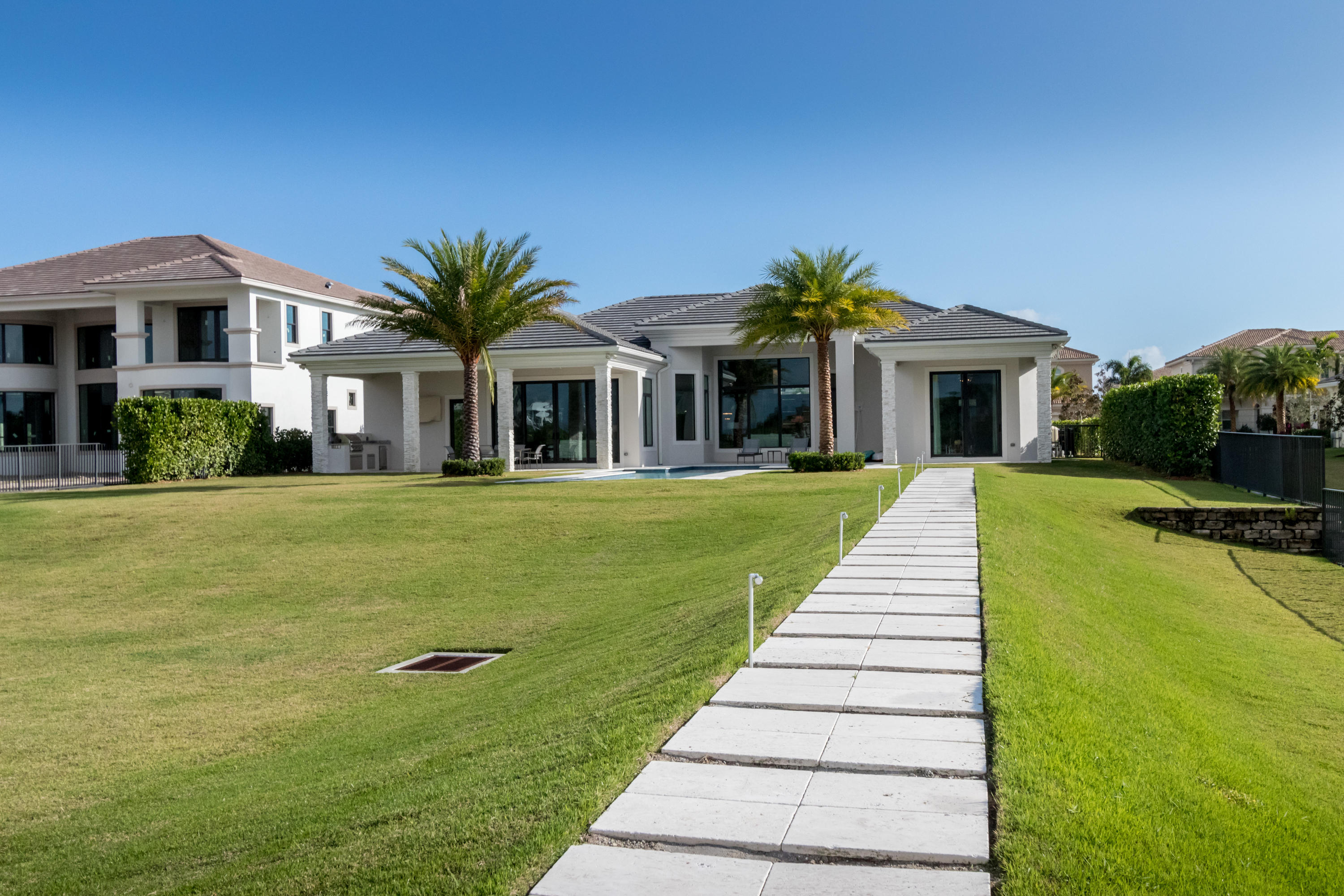 Frenchman's Harbor - Residential