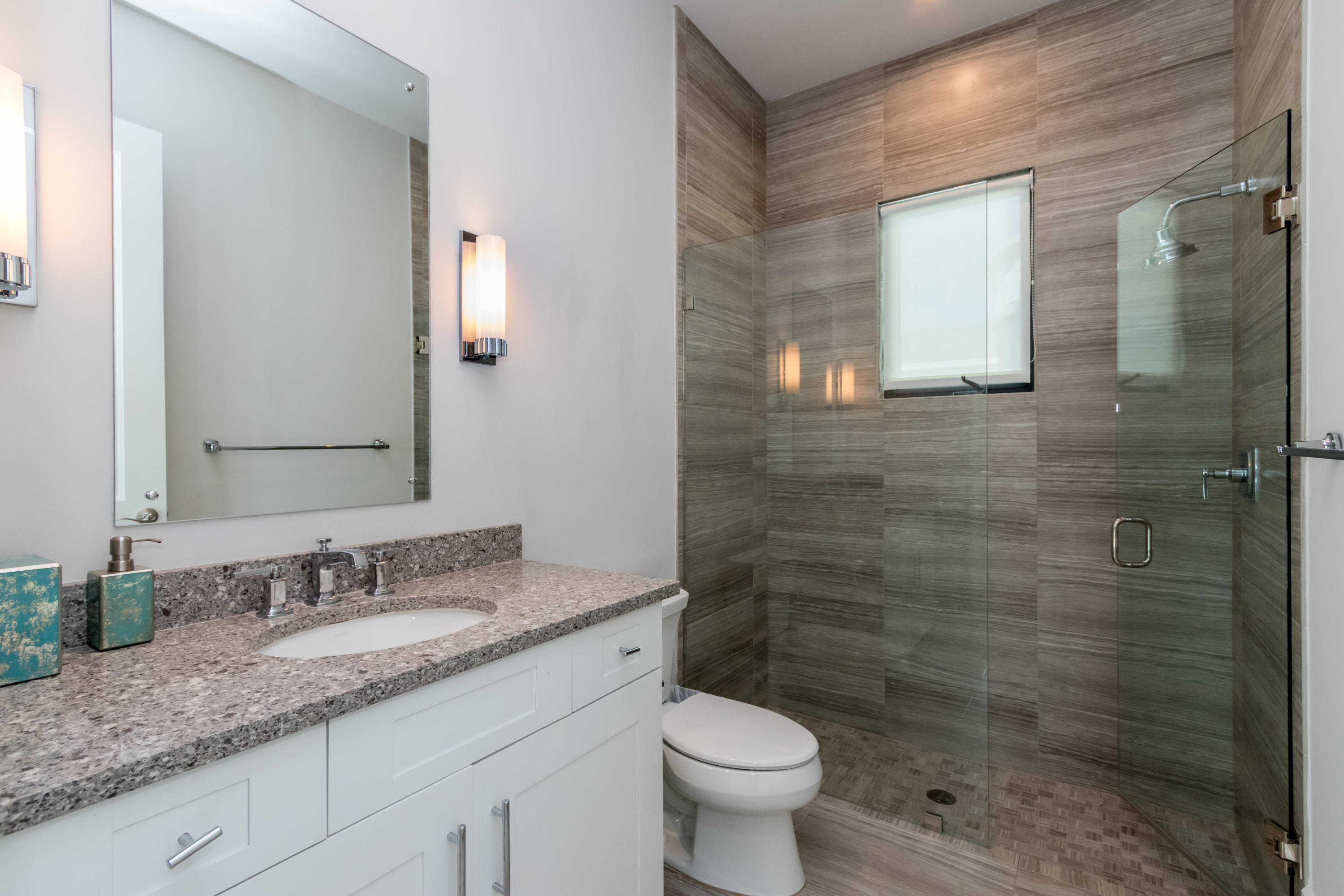 Frenchman's Harbor - Residential