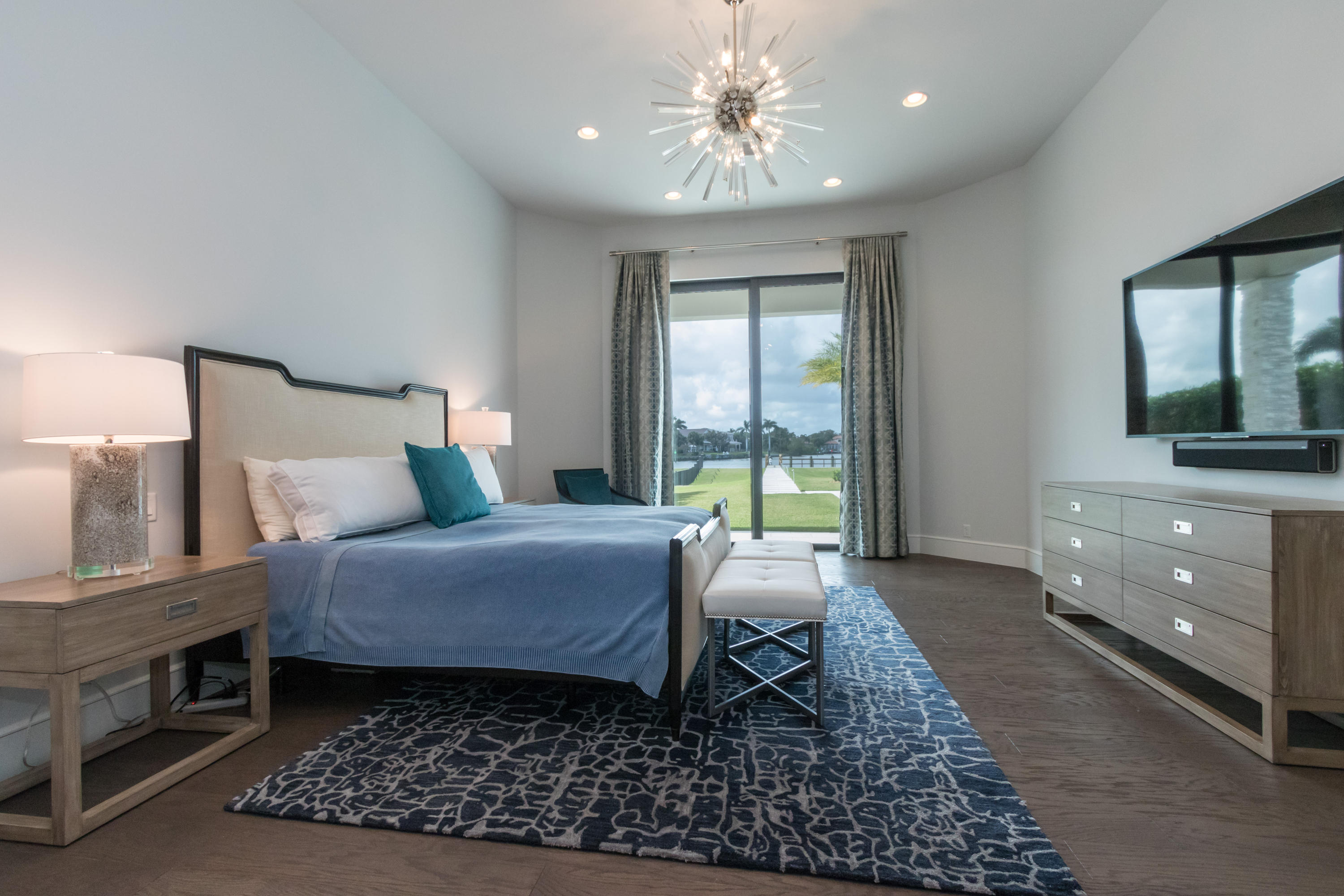 Frenchman's Harbor - Residential