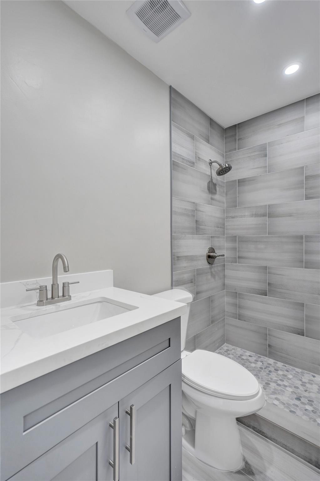 El Prado By The Lake - Residential Lease