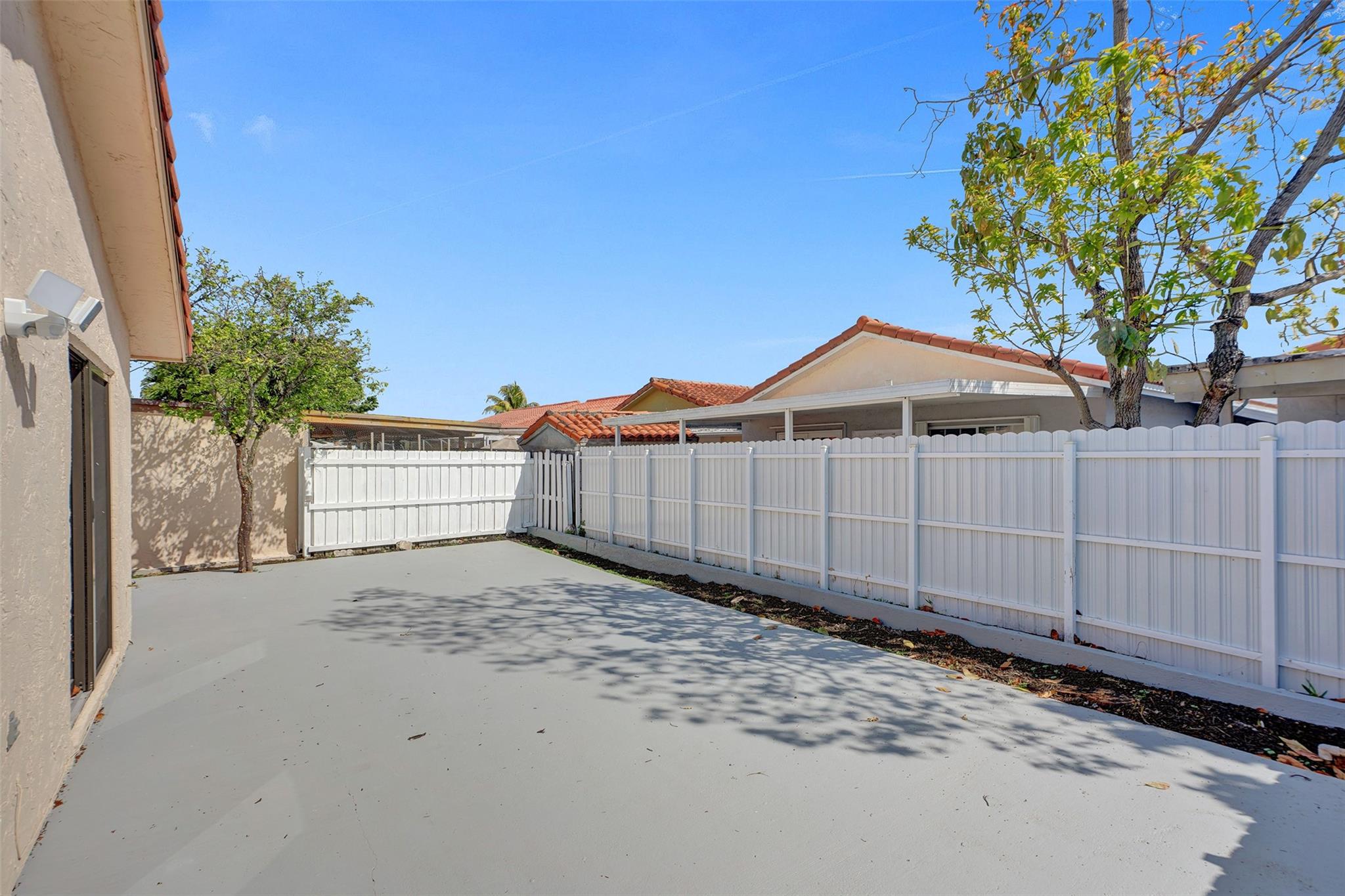 El Prado By The Lake - Residential Lease