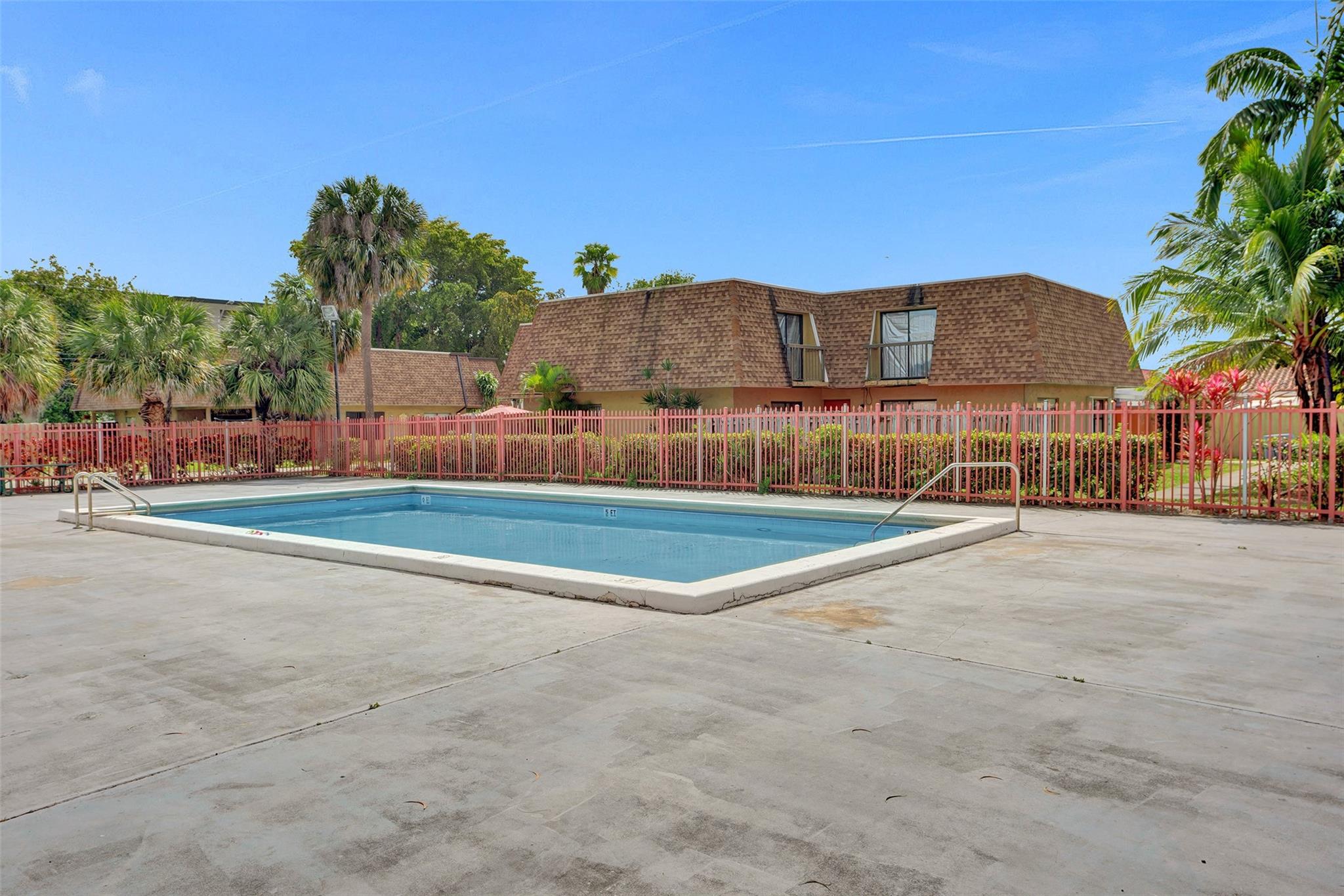 El Prado By The Lake - Residential Lease