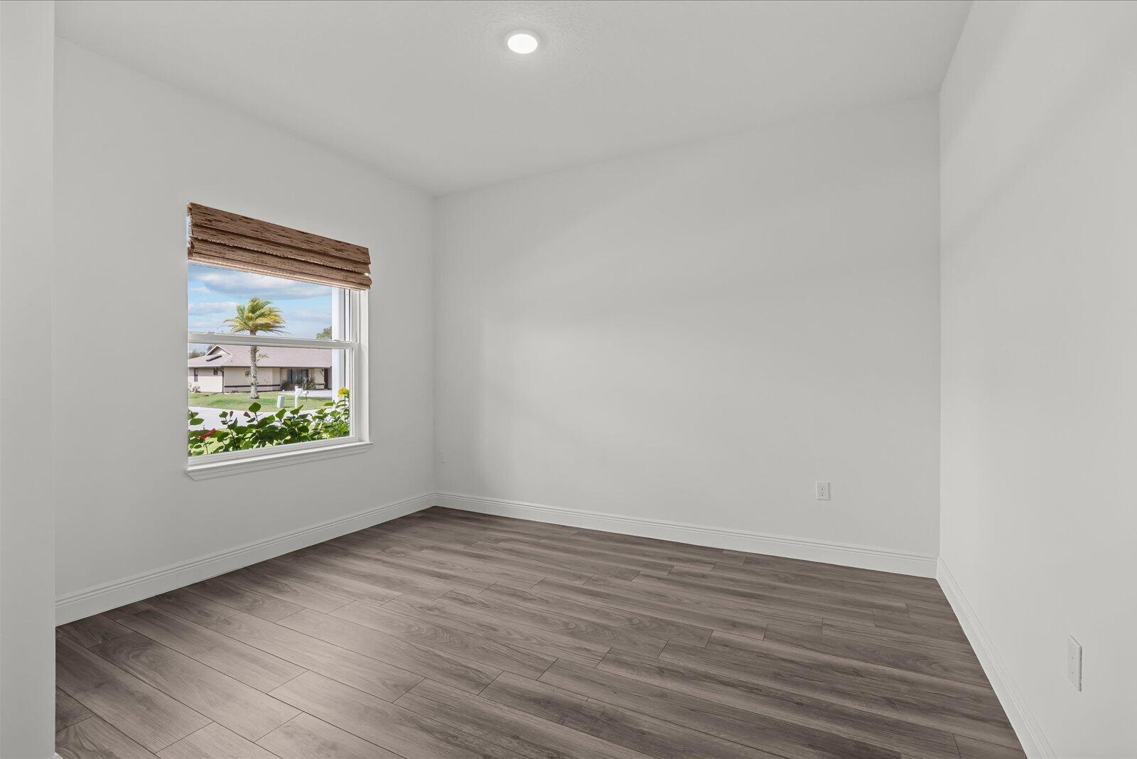 SOUTH PORT ST LUCIE UNIT 4 - Residential