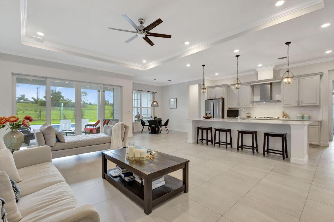 ARDEN PUD POD E SOUTH - Residential Lease