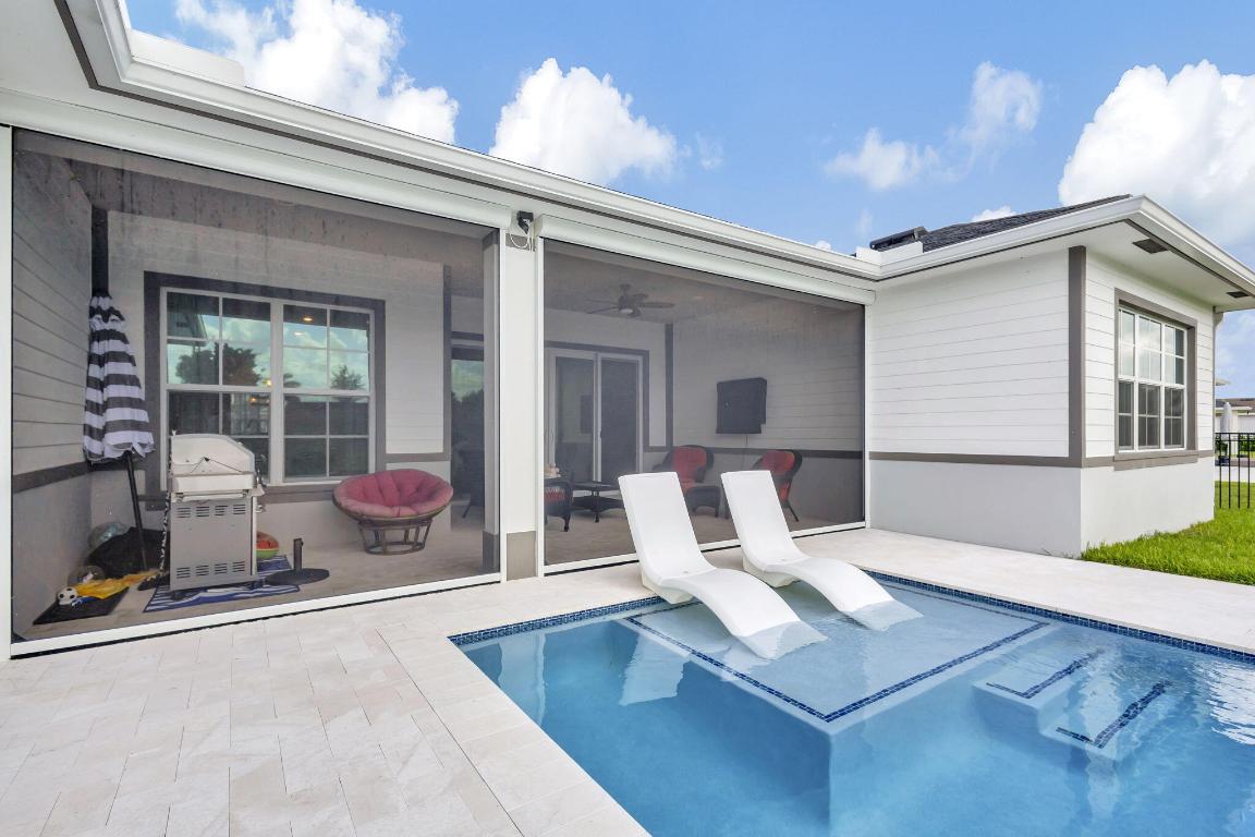 ARDEN PUD POD E SOUTH - Residential Lease