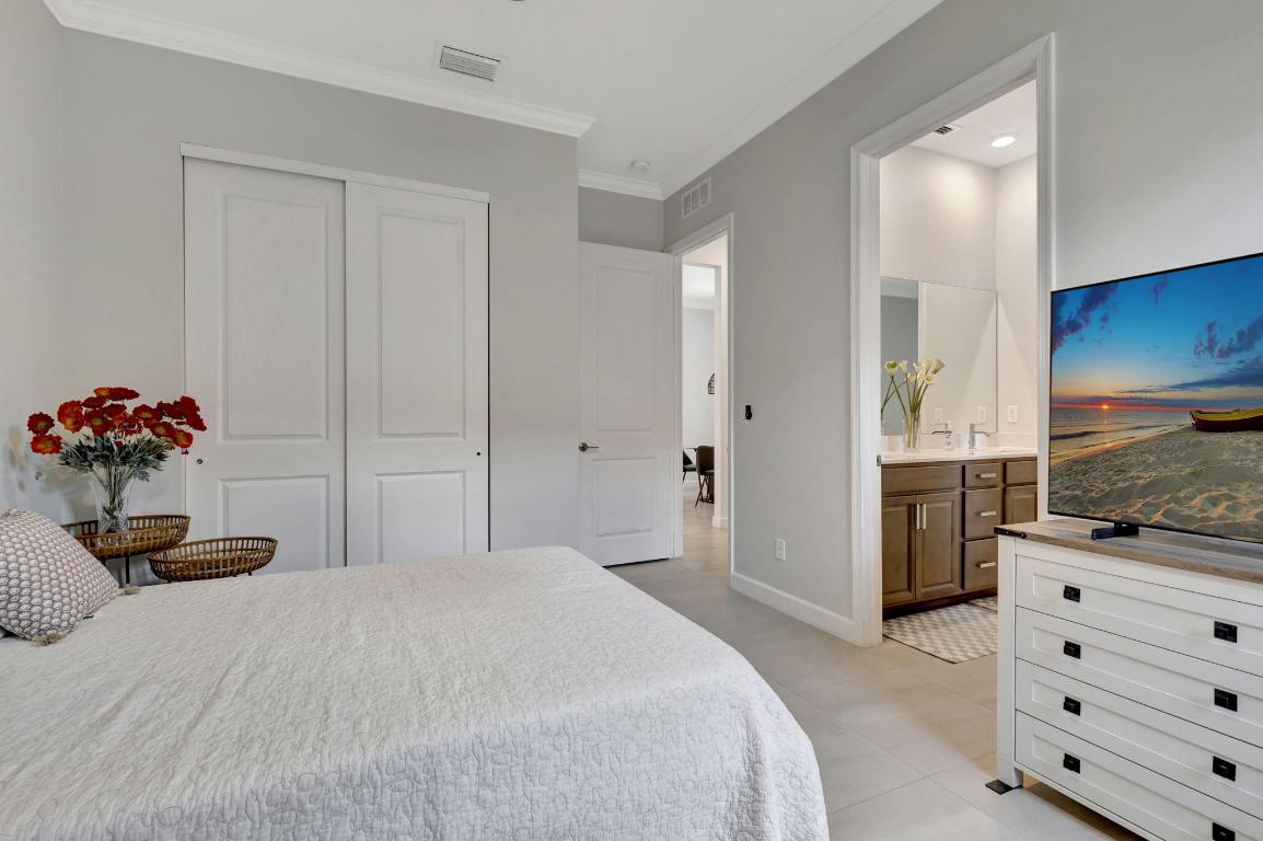 ARDEN PUD POD E SOUTH - Residential Lease