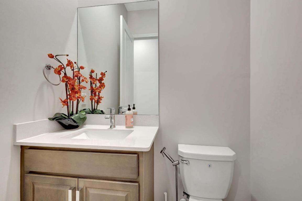 ARDEN PUD POD E SOUTH - Residential Lease