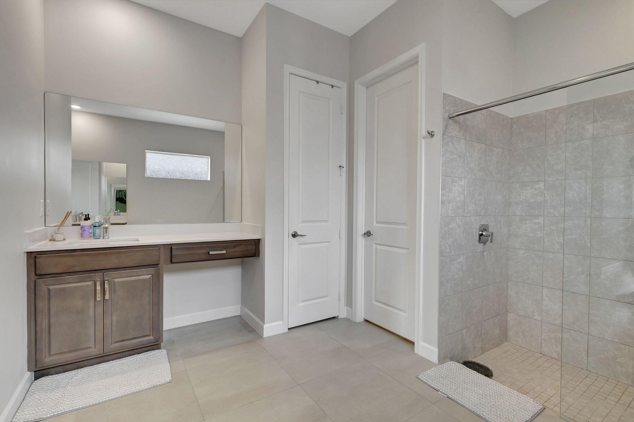 ARDEN PUD POD E SOUTH - Residential Lease