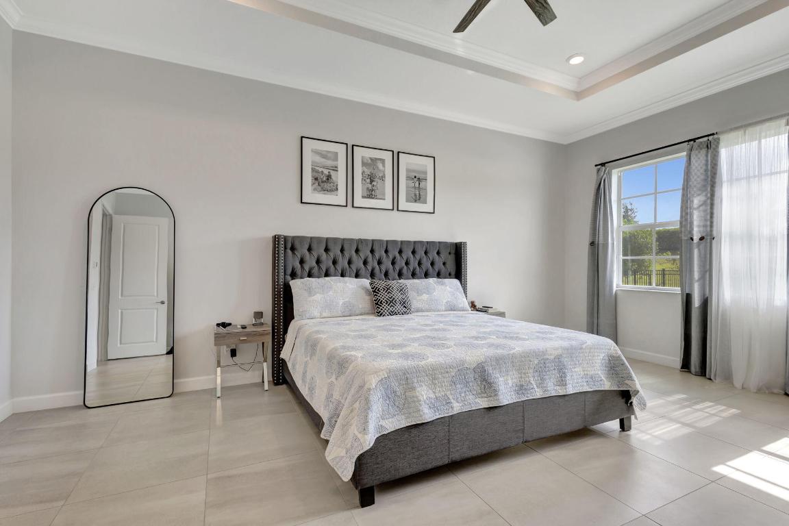 ARDEN PUD POD E SOUTH - Residential Lease