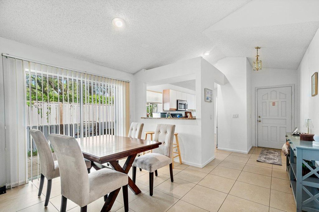 Photo of 16 Commodore Place, Palm Beach Gardens, FL 33418 (MLS # R11126609)