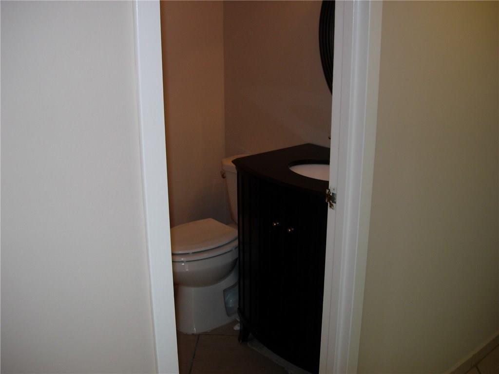 Oceanview Park Condo - Residential Lease