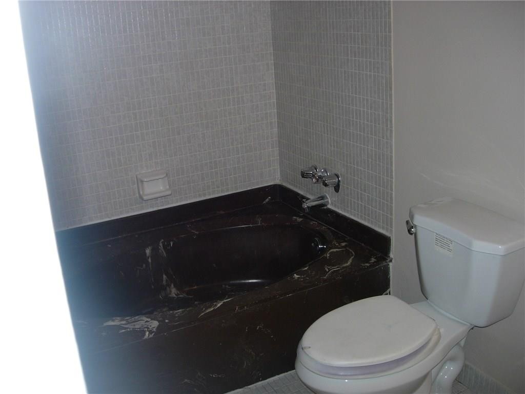 Oceanview Park Condo - Residential Lease