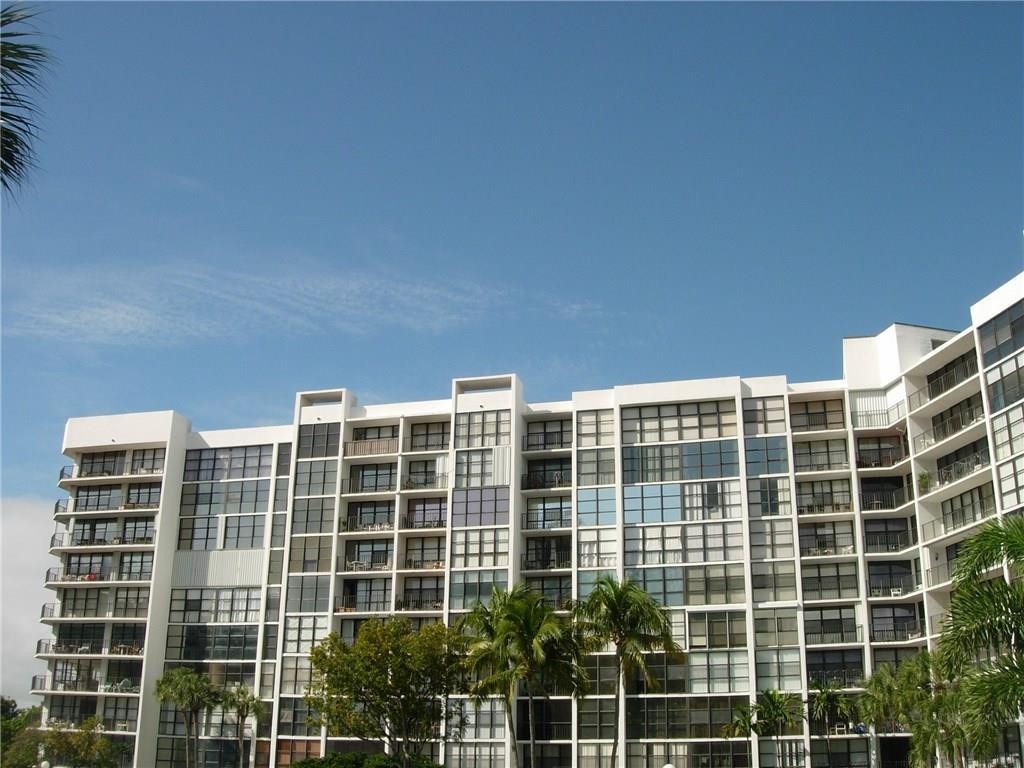 Oceanview Park Condo - Residential Lease