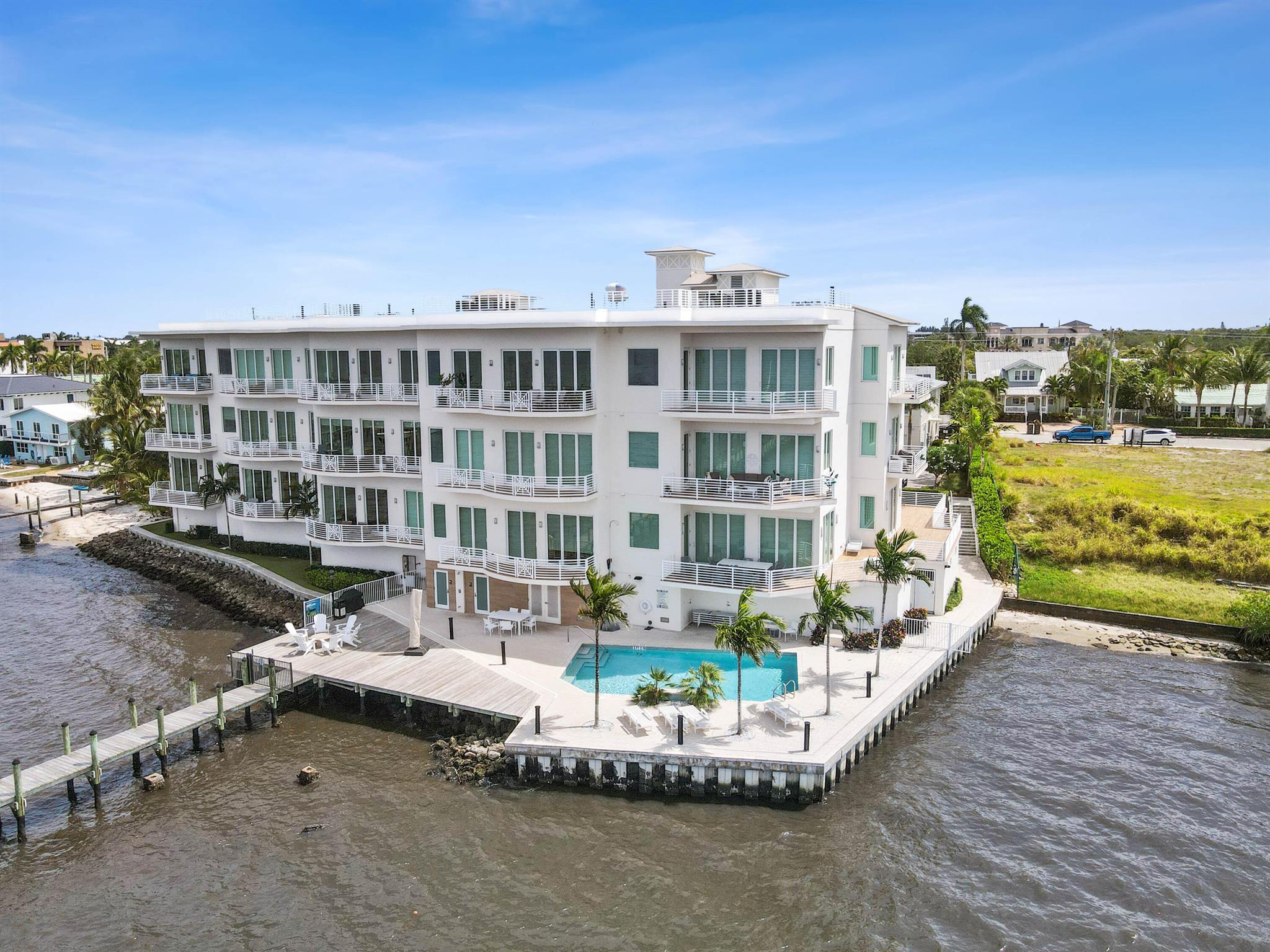 53 SE Seminole Street A