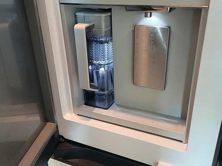 EDGE CONDO - Residential Lease