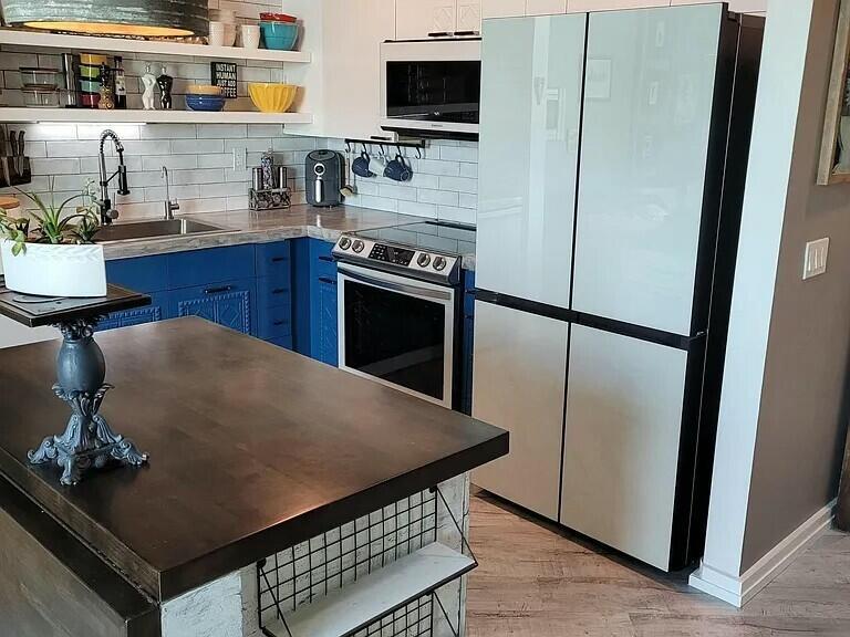 EDGE CONDO - Residential Lease