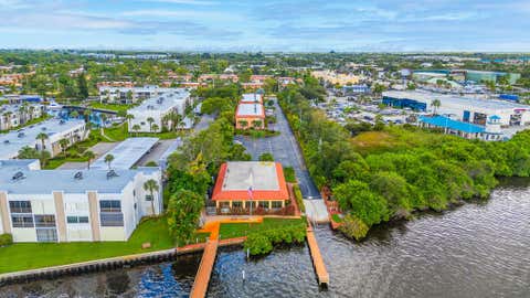 Photo of 1982 SW Palm City Road #I, Stuart, FL 34994 (MLS # B26048517)