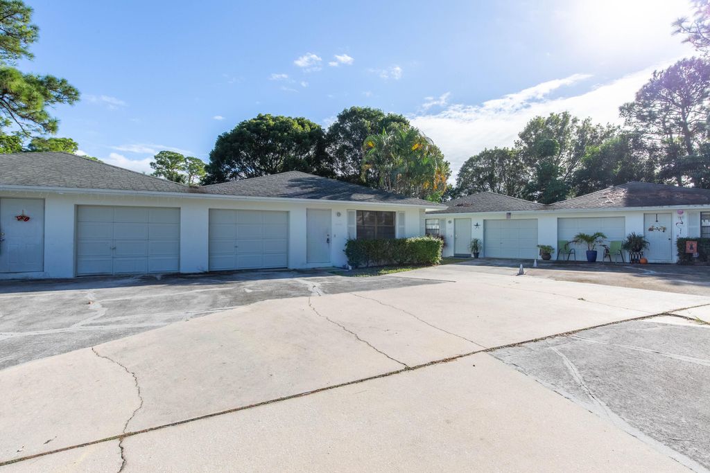 Photo of 13742 Bottlebrush Court, Wellington, FL 33414 (MLS # R11066717)