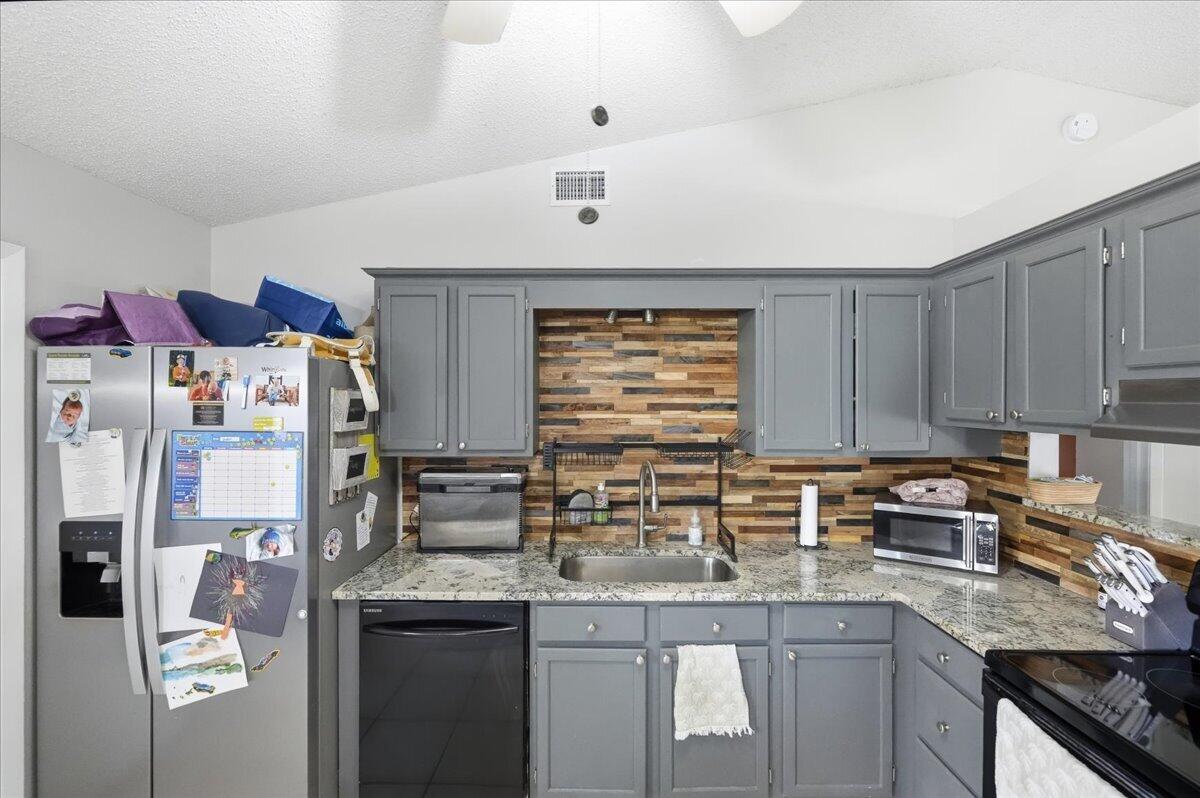 PORT ST LUCIE SECTION 12 - Residential