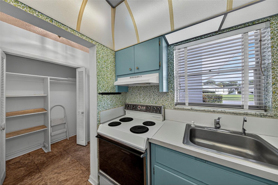 Leisureville - Residential