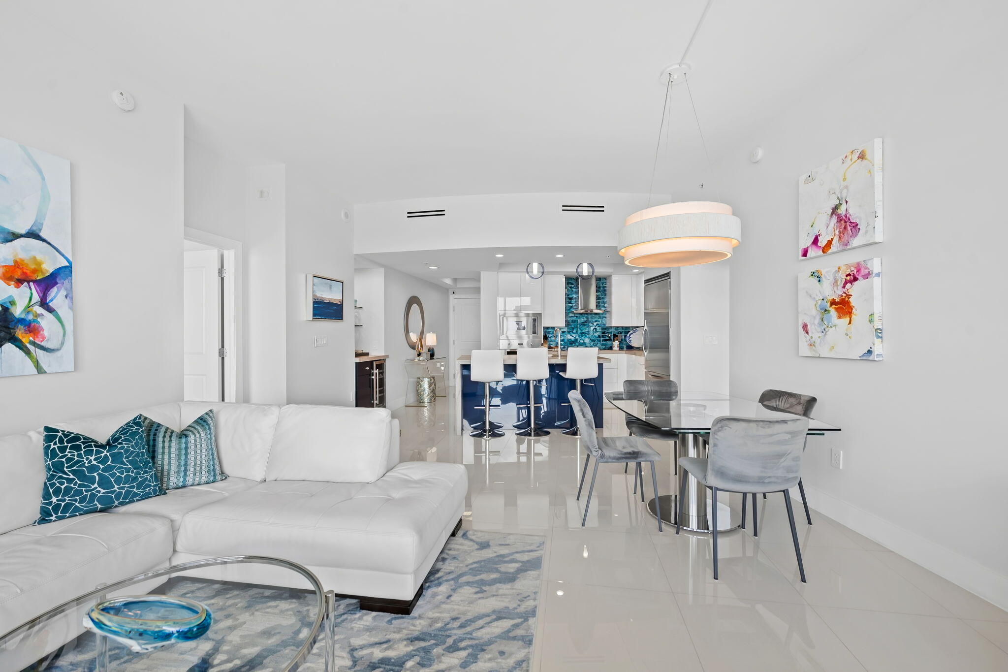 1 N OCEAN Boulevard 1713