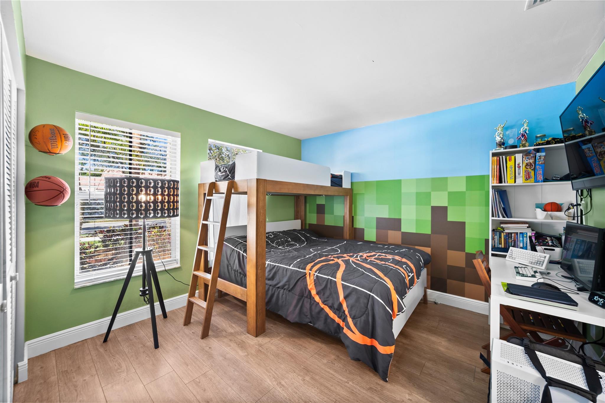 The Falls - Residential