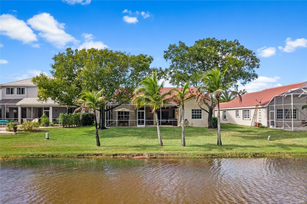 Photo of 1156 Cedar Falls Dr, Weston, FL 33327 (MLS # F10541188)