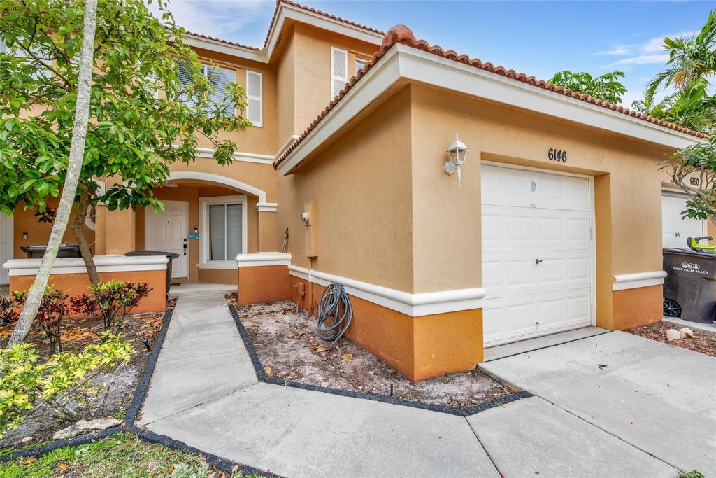 Photo of 6146 Sugar Loaf Lane #6146, Royal Palm Beach, FL 33411 (MLS # F10428563)