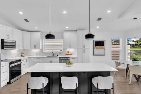 7855 San Isidro Street Boynton Beach FL 33437