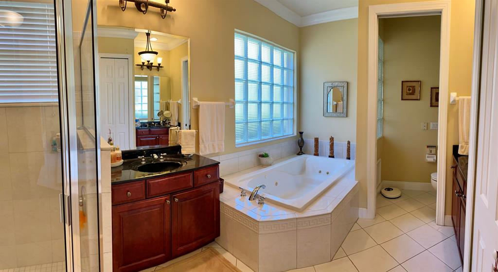 Tompson Point - Residential