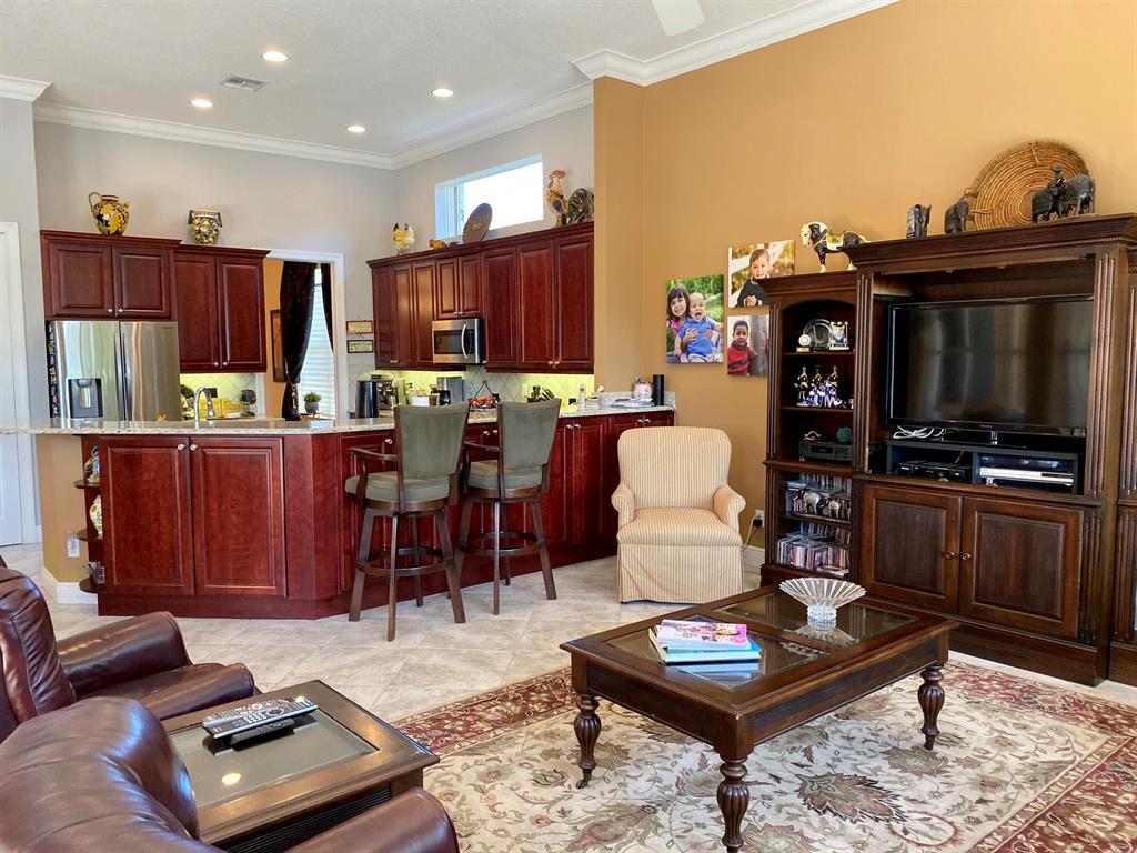 Tompson Point - Residential