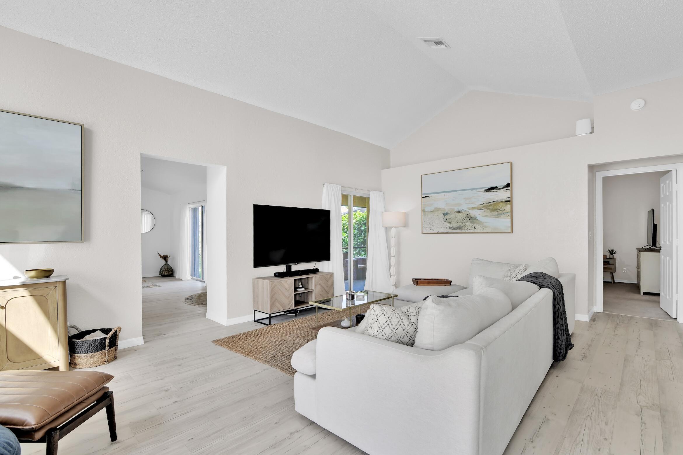 BOCA WINDS PAR F - Residential