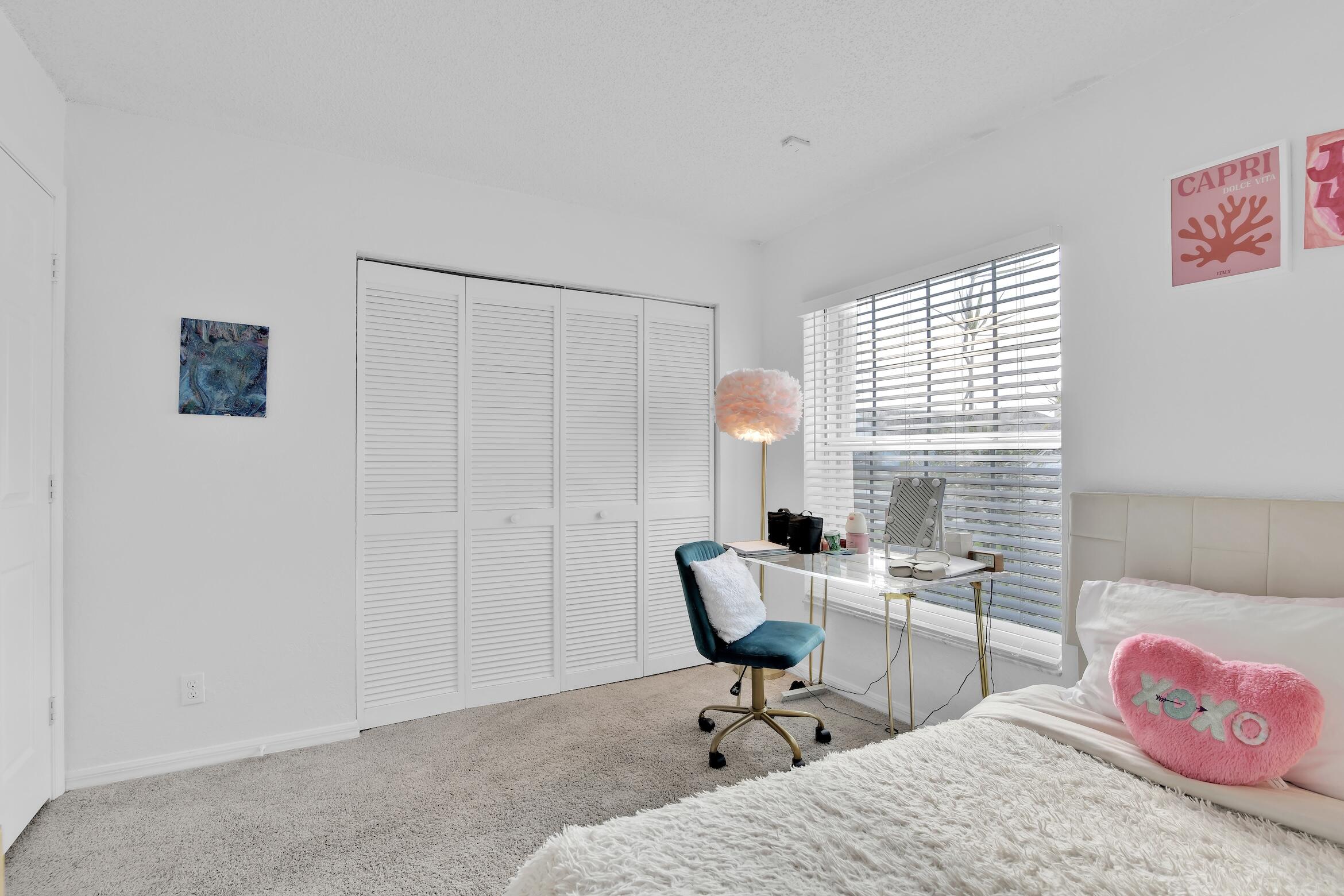 BOCA WINDS PAR F - Residential