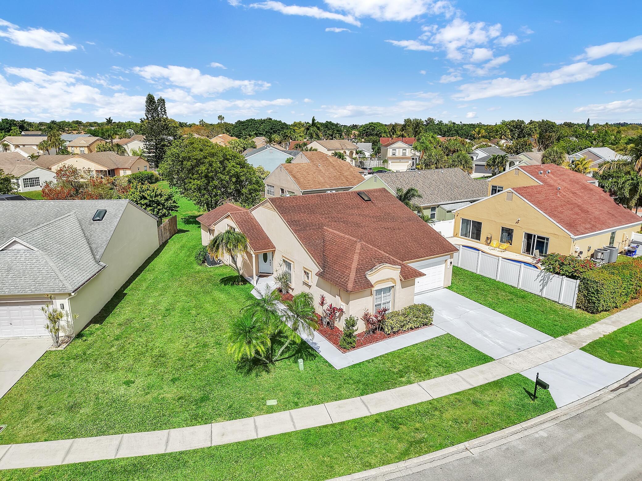 BOCA WINDS PAR F - Residential