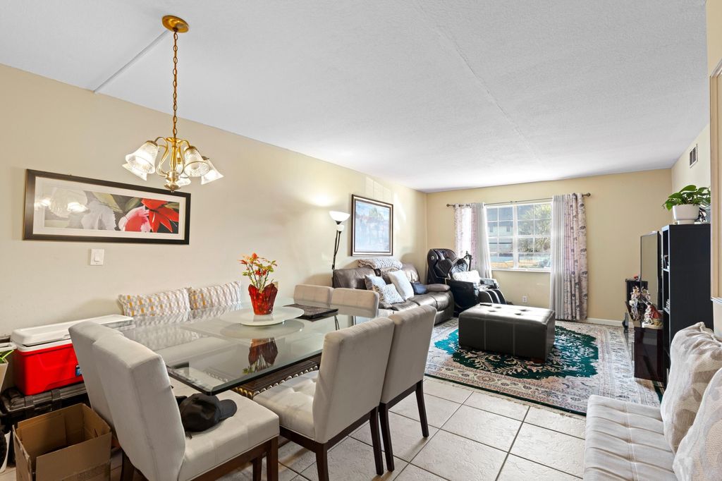 Photo of 475 SE 8th Street #119, Deerfield Beach, FL 33441 (MLS # R11165087)