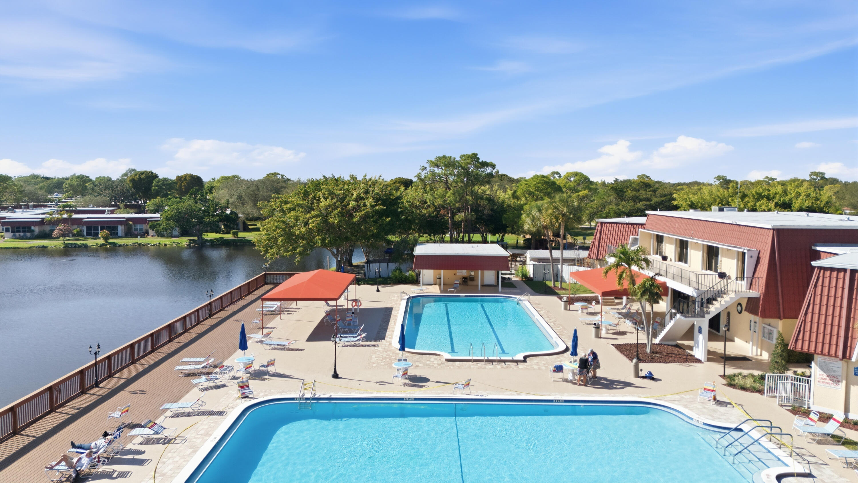 COVERED BRIDGE COND - Residential