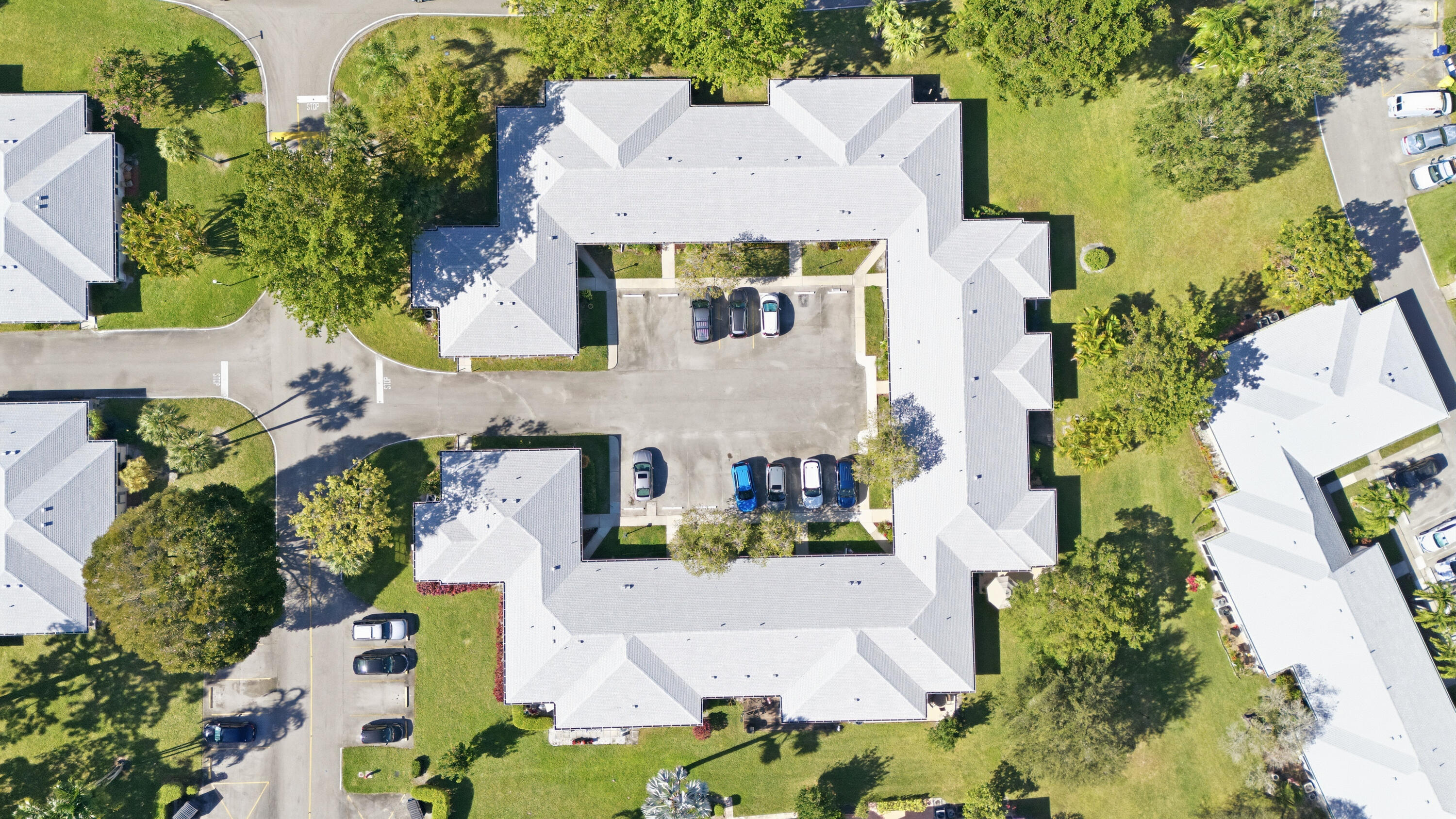 COVERED BRIDGE COND - Residential