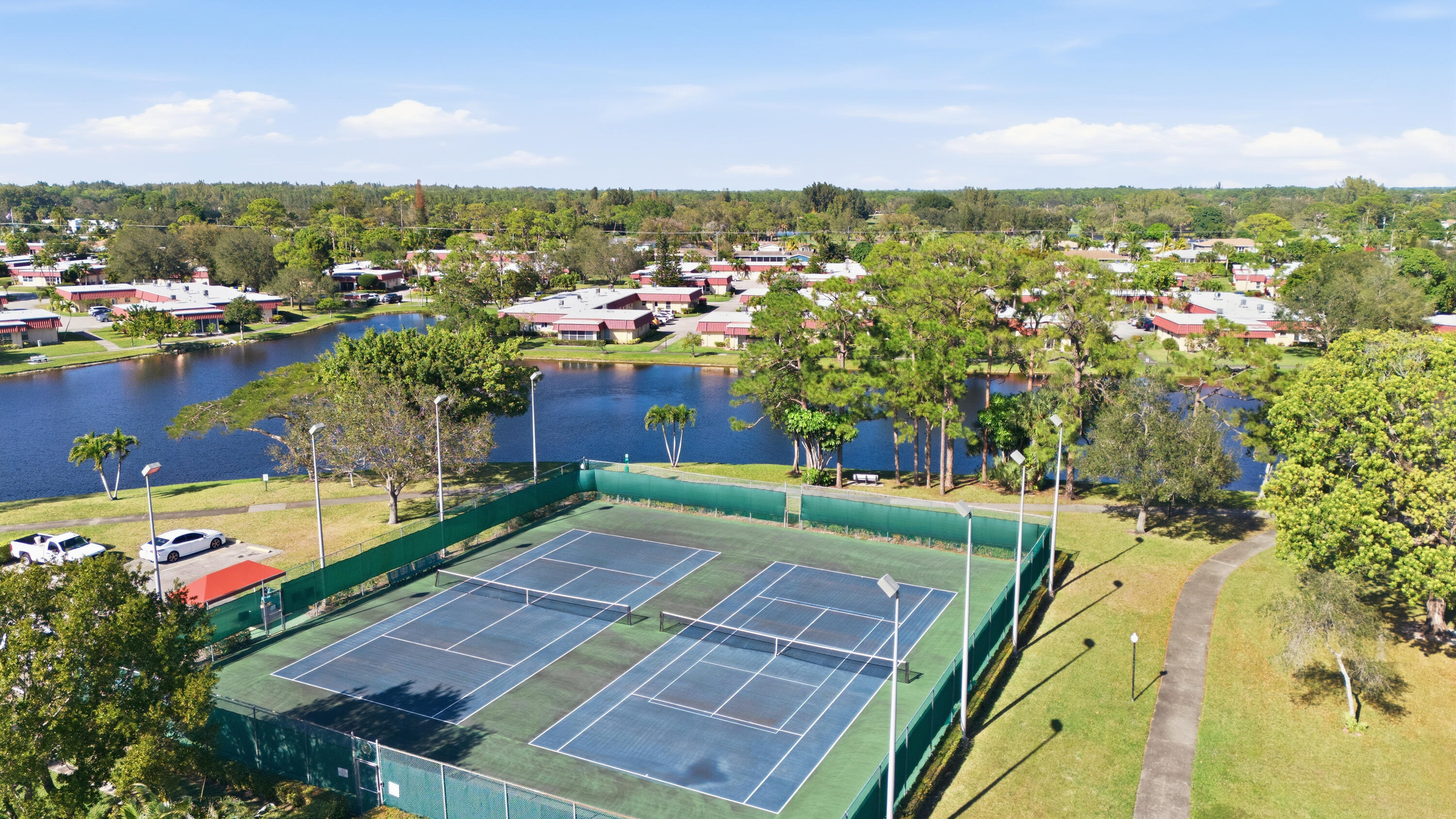 COVERED BRIDGE COND - Residential