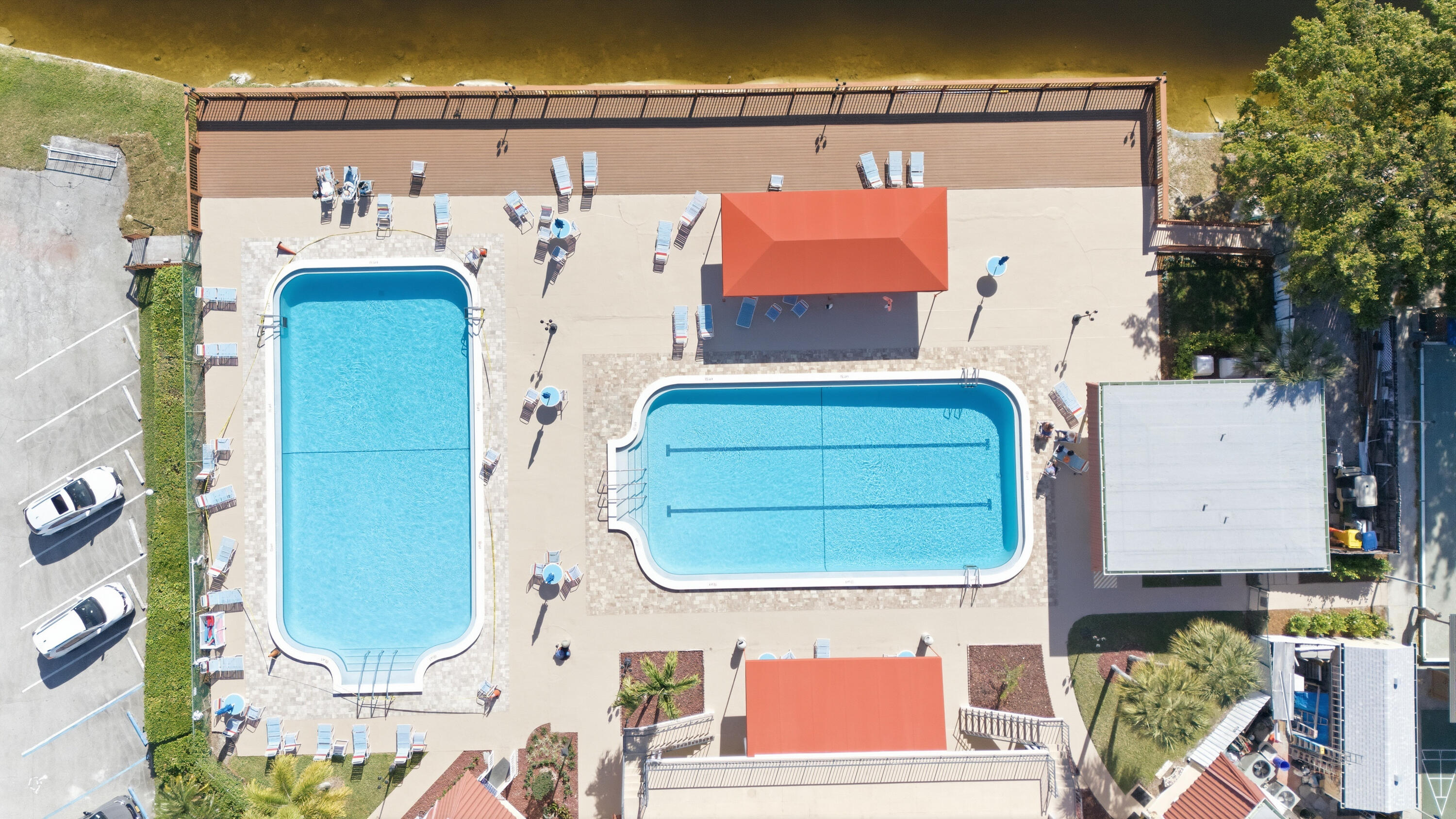 COVERED BRIDGE COND - Residential