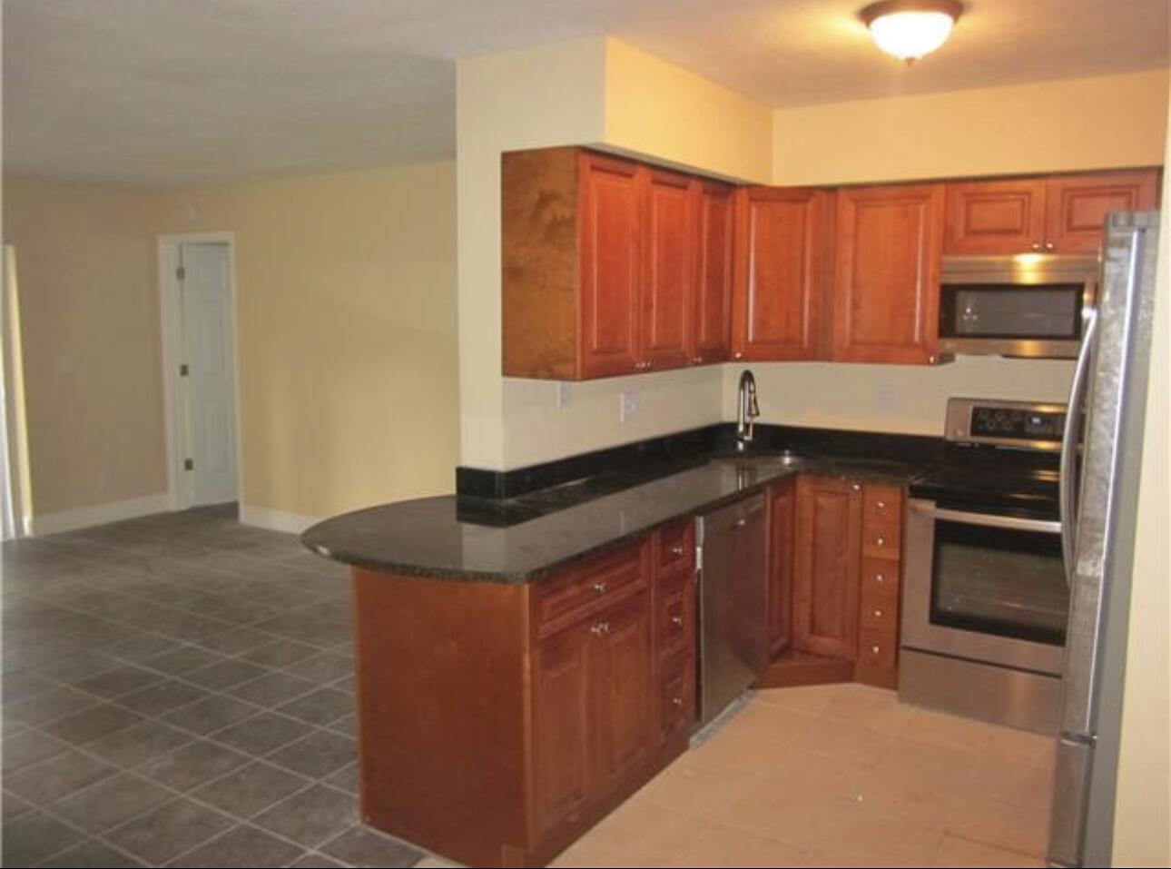 PINE HOLLOW CONDO - Residential Lease