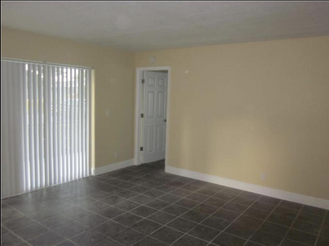 PINE HOLLOW CONDO - Residential Lease